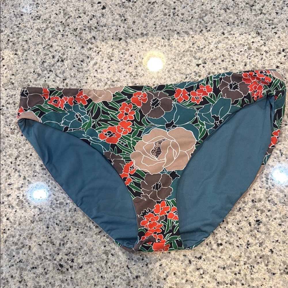 Carve Designs Blue and Red Bikini Swimwear